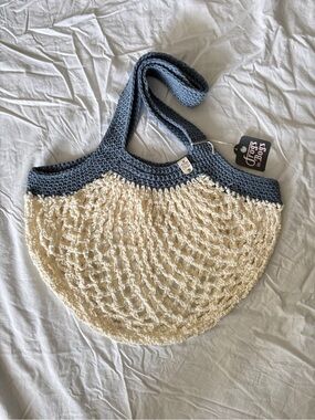 Crocheted Cream and Blue Market Bag